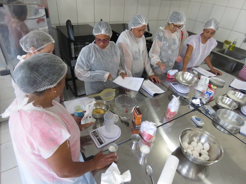 Américo abre cursos gratuitos de confeitaria e pães doces; veja como participar
