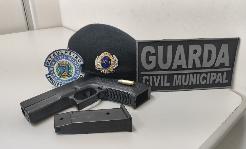 Dois são detidos pela GCM em Araraquara; um dos suspeitos carregava simulacro de arma na cintura