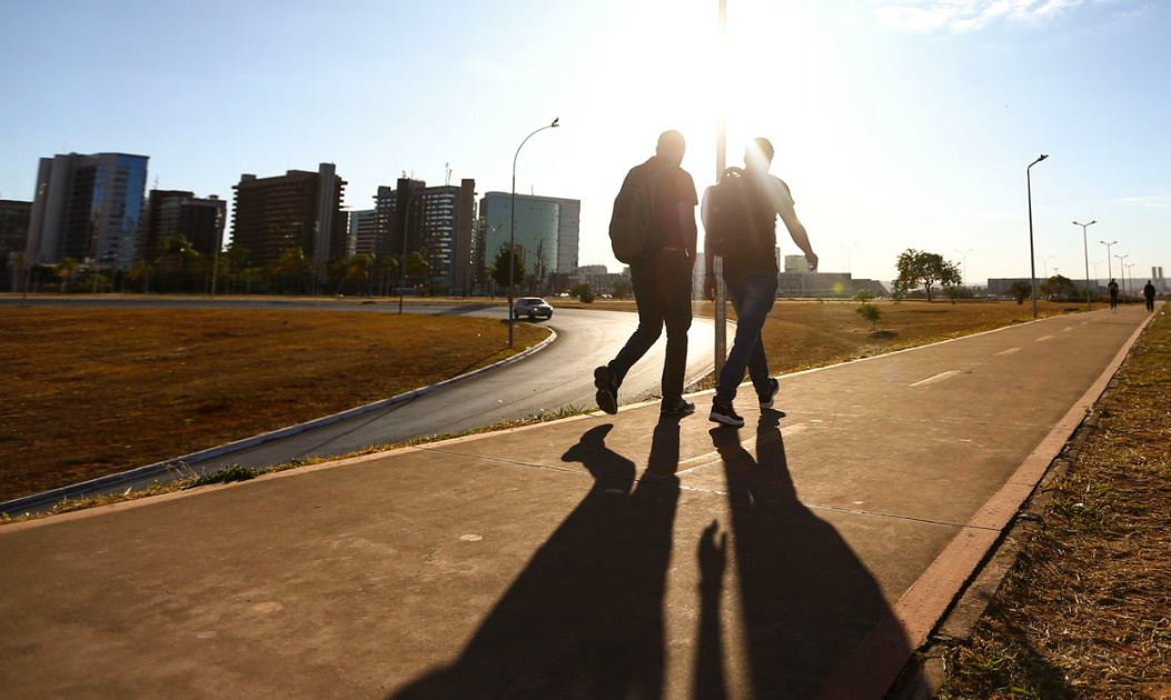 Inmet emite alerta de perigo para estado de SP; temperaturas 5°C acima da média