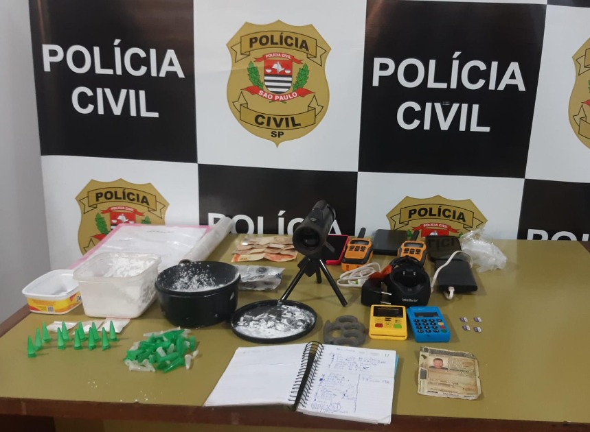 Polícia Civil deflagra 2ª fase de operação e prende trio suspeito de envolvimento com tráfico em Santa Lúcia