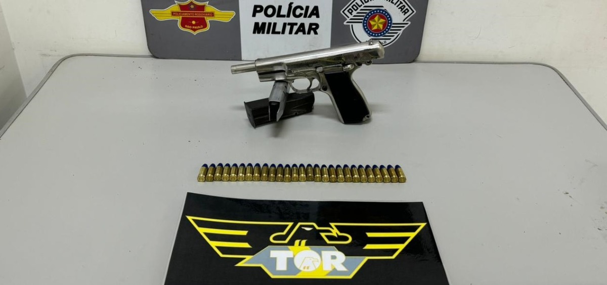 Perseguição policial termina com prisão e apreensão de arma de fogo carregada em Araraquara