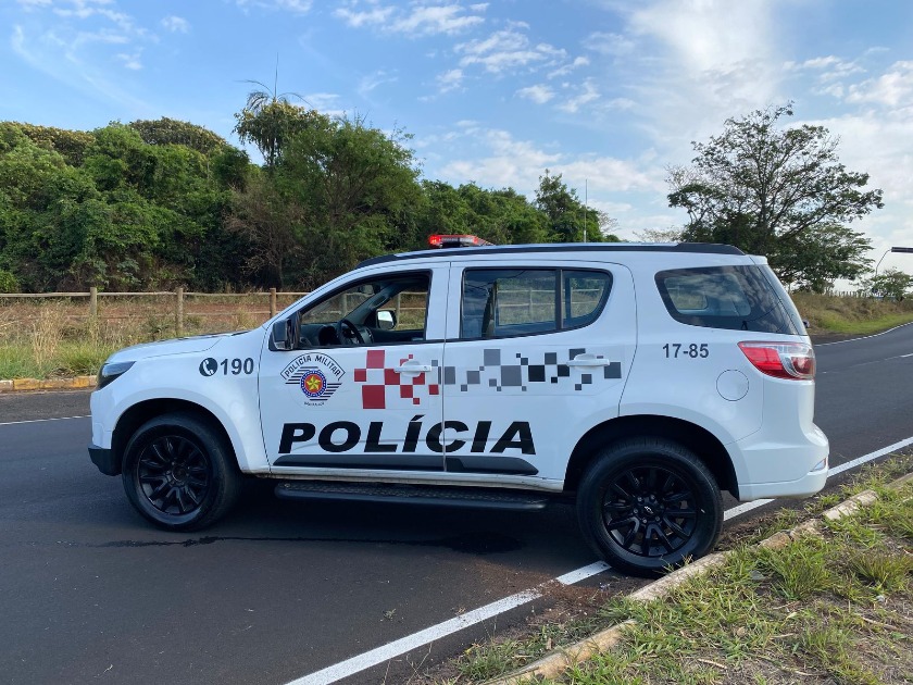 Homem é preso após tentar invadir a casa da ex com facão e avançar contra PM no Jardim Cruzeiro do Sul