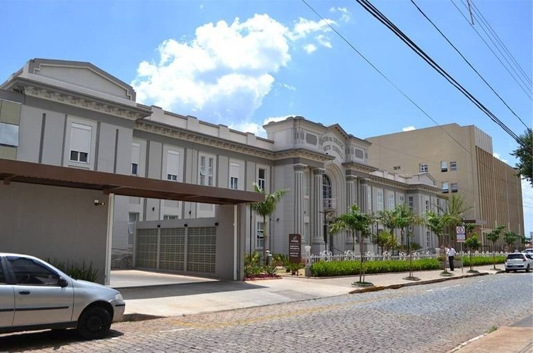 Homem agredido com socos e garrafadas em Américo aguarda por cirurgia na Santa Casa de Araraquara