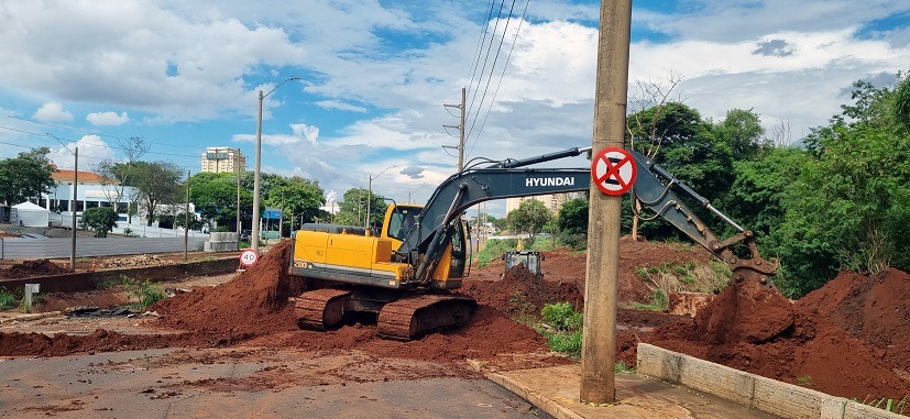 Obras de prevenção às enchentes interditam trecho da Via Expressa em Araraquara