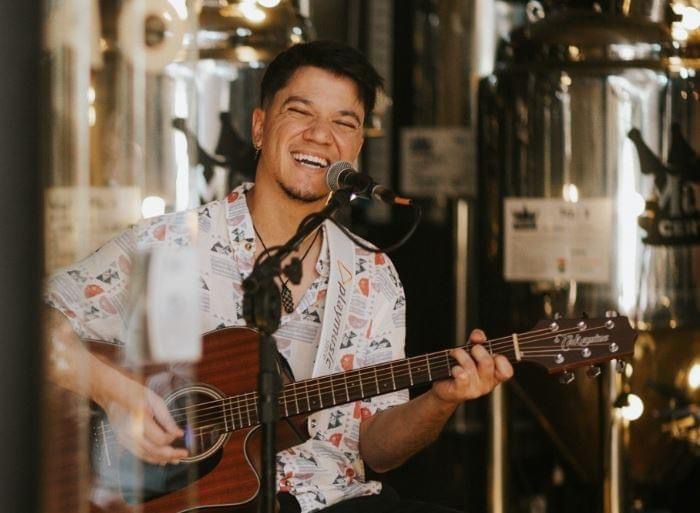 Cantor de pop rock que morreu após acidente na Washington Luís será velado e sepultado em São Carlos