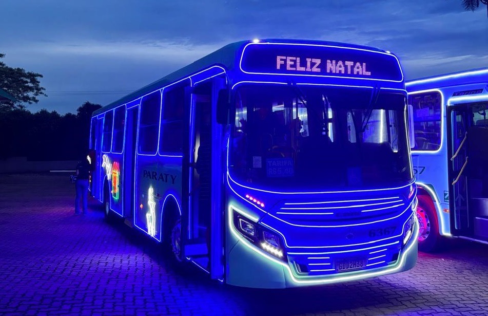 ‘Natal Iluminado’ em Araraquara terá carreata e cinco ônibus com 2 mil metros de luzes LED; saiba quando