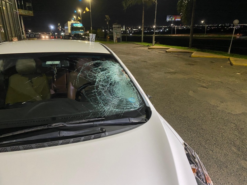 Homem morre após ser atropelado por carro na rodovia Washington Luís em Araraquara