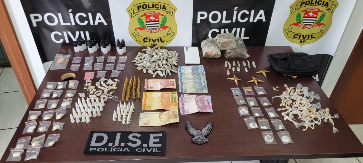 Gerente de boca de fumo é preso pela DISE com drogas e dinheiro no Jardim São Rafael