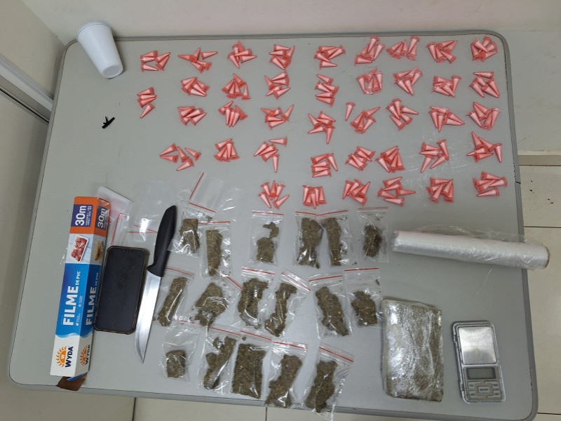 Homem é preso com 199 pinos de cocaína e maconha no Selmi Dei