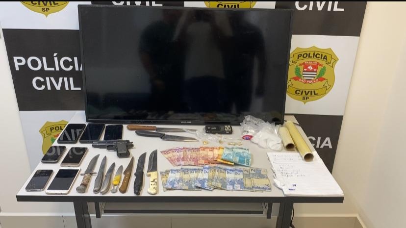 SIG da CPJ elucida furto de televisão, prende trio e “fecha” boca de fumo no Jardim das Estações