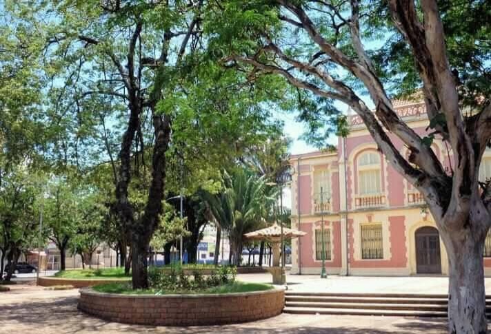Pai e filho são agredidos após tentar impedir descarte de entulho em terreno no Centro de Araraquara