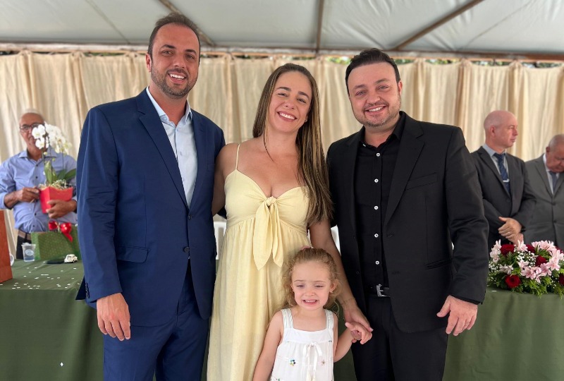Posse de Manoel do Vitorinho e André marca início de novo mandato em Boa Esperança do Sul