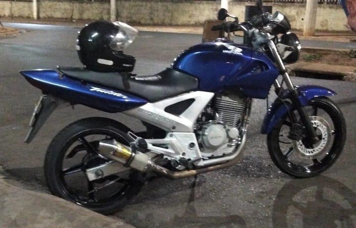 Entregador pede ajuda para encontrar motocicleta furtada em Araraquara