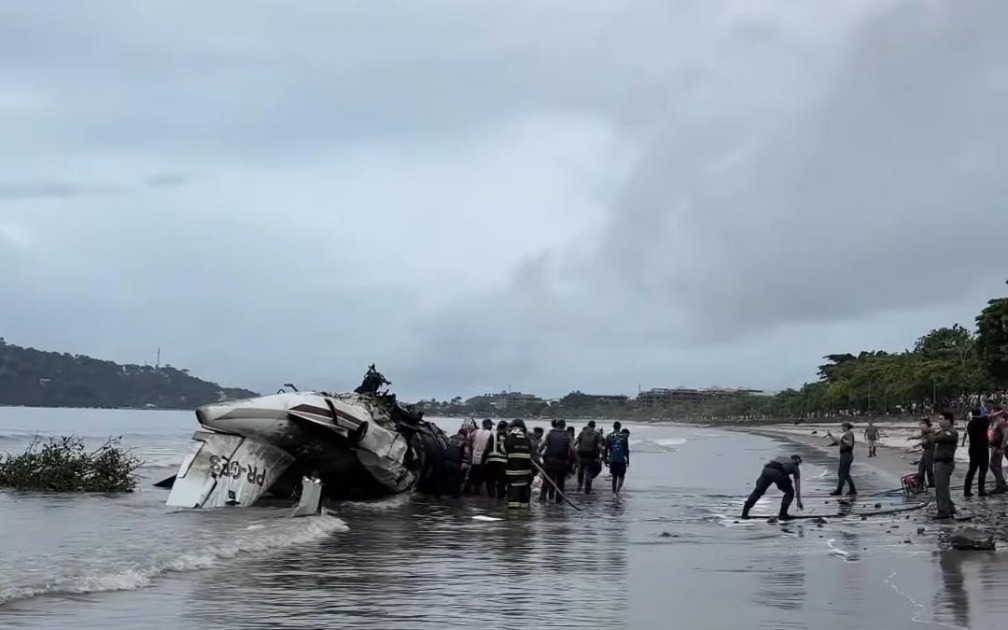 Urgente: avião cai em Ubatuba, litoral norte de São Paulo