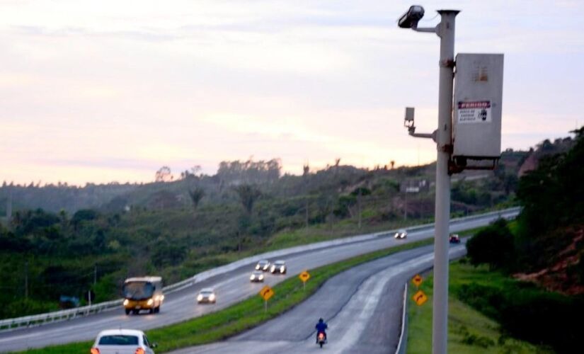 Dez novos radares entram em operação nas rodovias de Araraquara e região; veja os locais