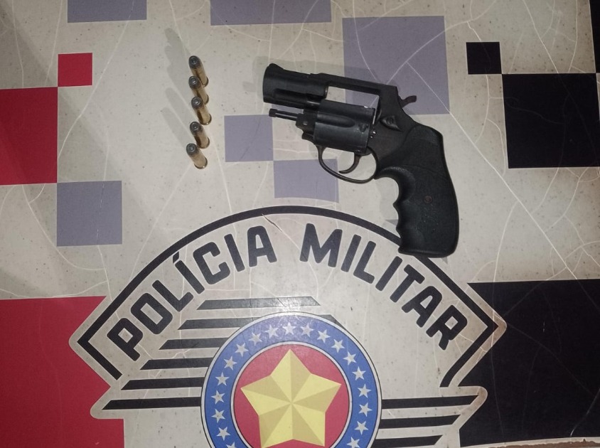 Confusão em bar de Araraquara termina com apreensão de arma de fogo