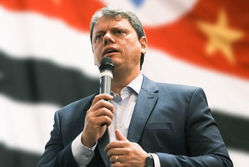 Tarcísio sugere que Araraquara pode abrigar maior fabricante de trens do mundo