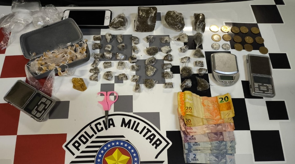 Dupla é presa por tráfico de drogas e com moto adulterada em Boa Esperança do Sul