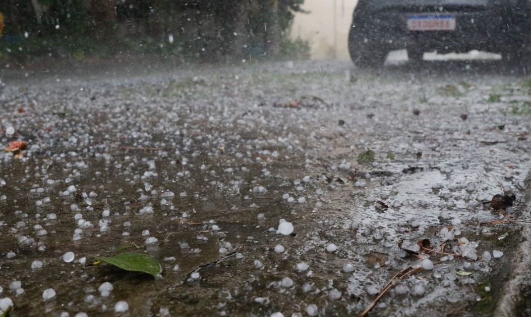 Frente fria traz temporais e alívio do calor para Araraquara e região