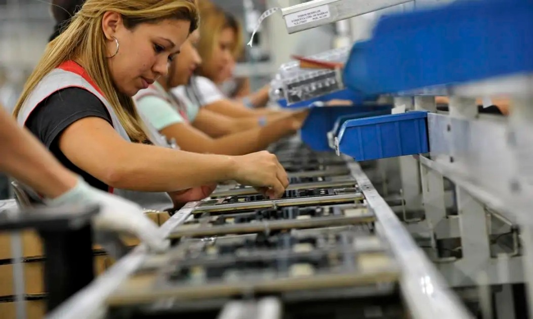 Confira as vagas de emprego com salários de até R$ 3,6 mil em Américo Brasiliense