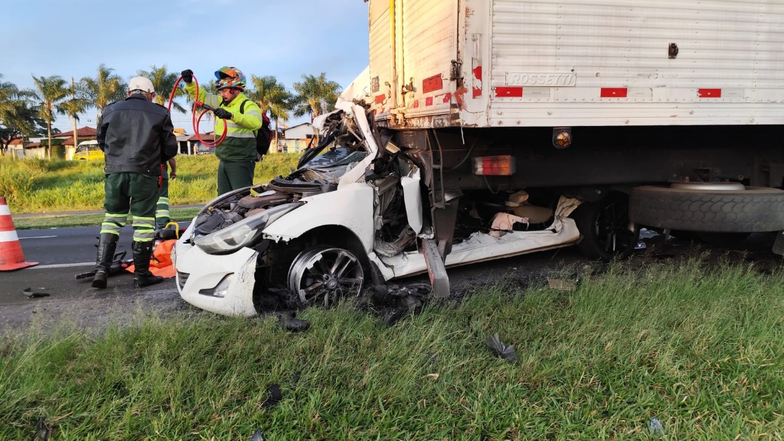 Motorista morre em grave acidente na Washington Luís