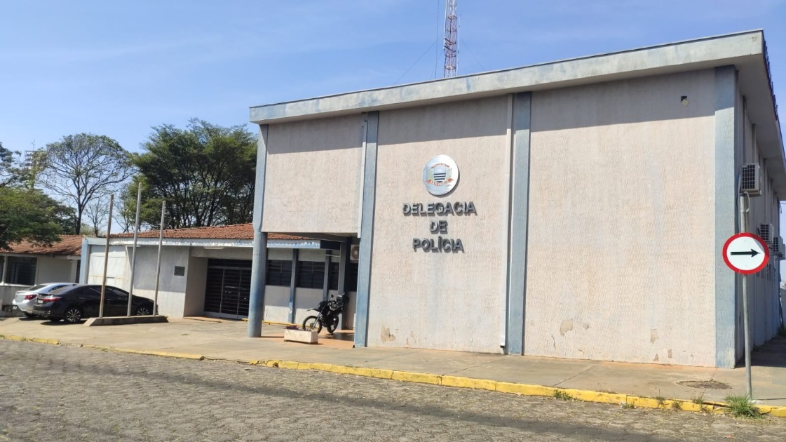 Discussão entre vizinhos termina em agressão com barra de ferro em Matão