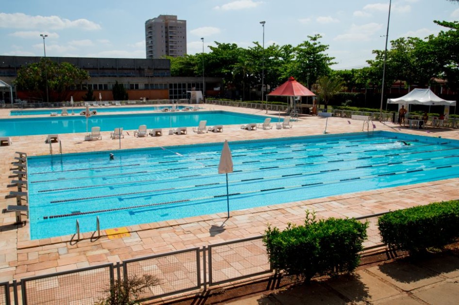 SESI Araraquara abre vaga na área esportiva com salário de R$ 4,3 mil