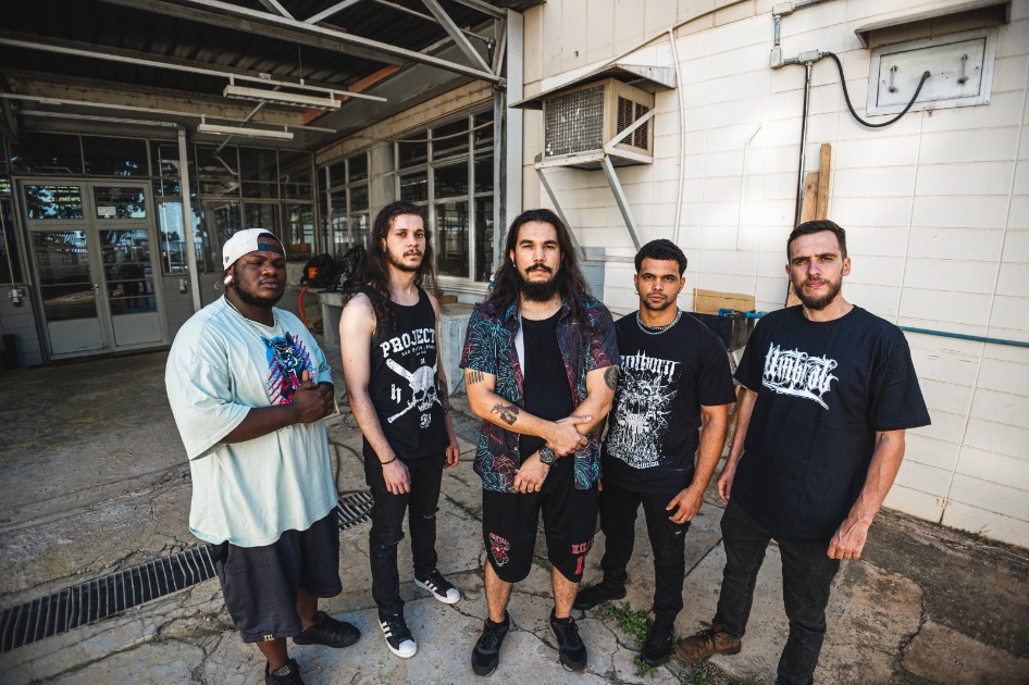Umbral apresenta novo clipe com crítica social, referências literárias e metal pesado