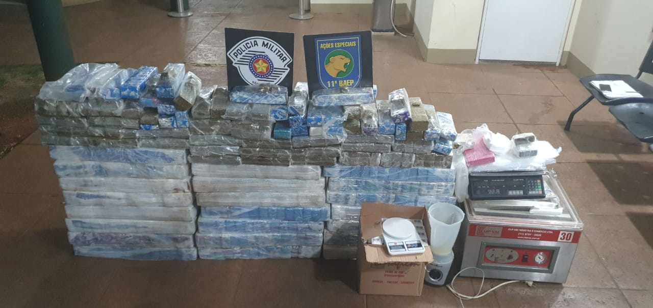 Cerca de 400 kg de drogas são encontrados em Araraquara