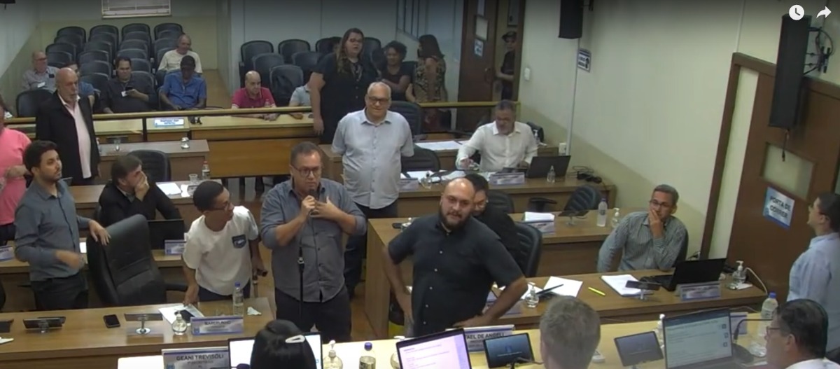 Projeto que multa shows com apologia ao crime e drogas gera debate na Câmara de Araraquara