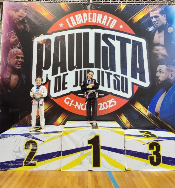 Araraquarense de 8 anos conquista ouro no paulista de jiu-jitsu e vence campeã mineira