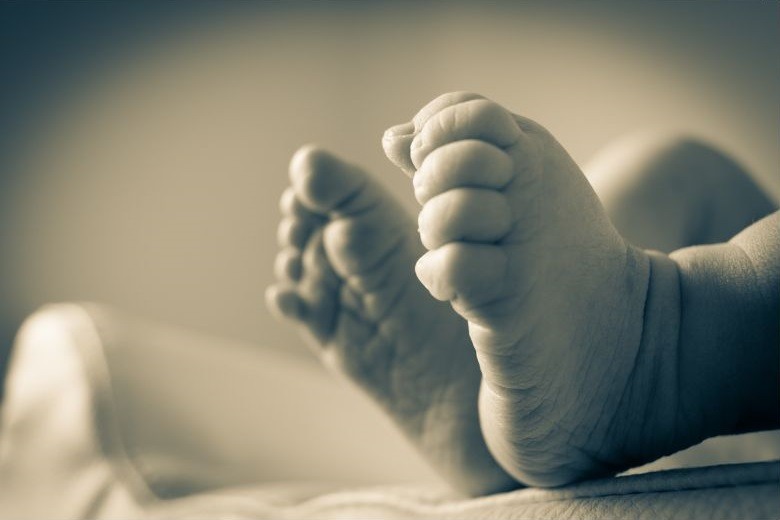 Bebê de 5 meses chega morto à UPA da Vila Xavier; Polícia Civil investiga o caso