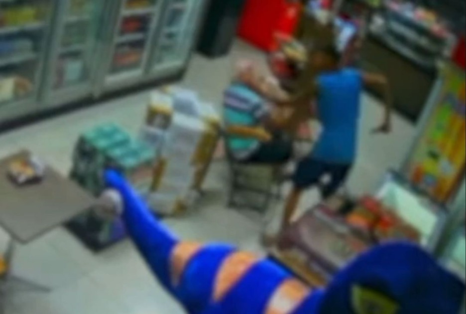 “Ele achou que eu iria roubar o estabelecimento”, disse morador de rua que esfaqueou idoso em posto de combustíveis no Centro de Araraquara