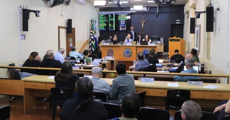 Reajuste dos servidores é aprovado após intensos debates na Câmara de Araraquara