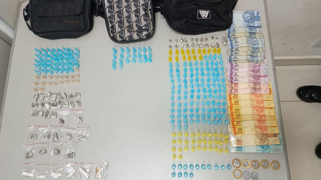 Adolescente é apreendido com drogas próximo a escola em Araraquara