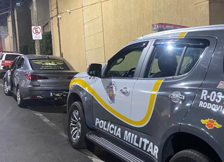 Motorista é preso pelo TOR com carro roubado na SP-310 em Araraquara