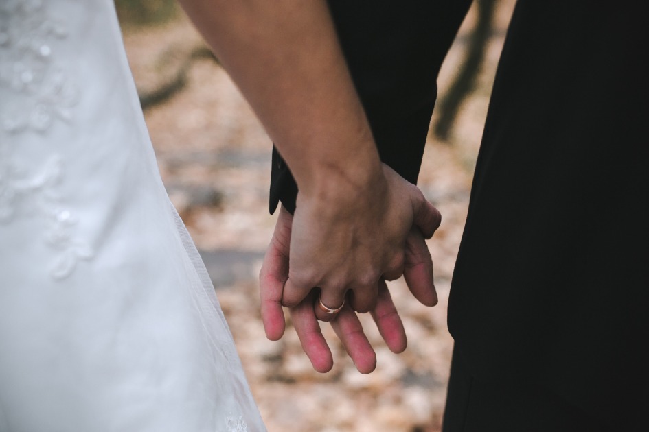 Casamento comunitário gratuito abre inscrições em Araraquara; saiba como participar