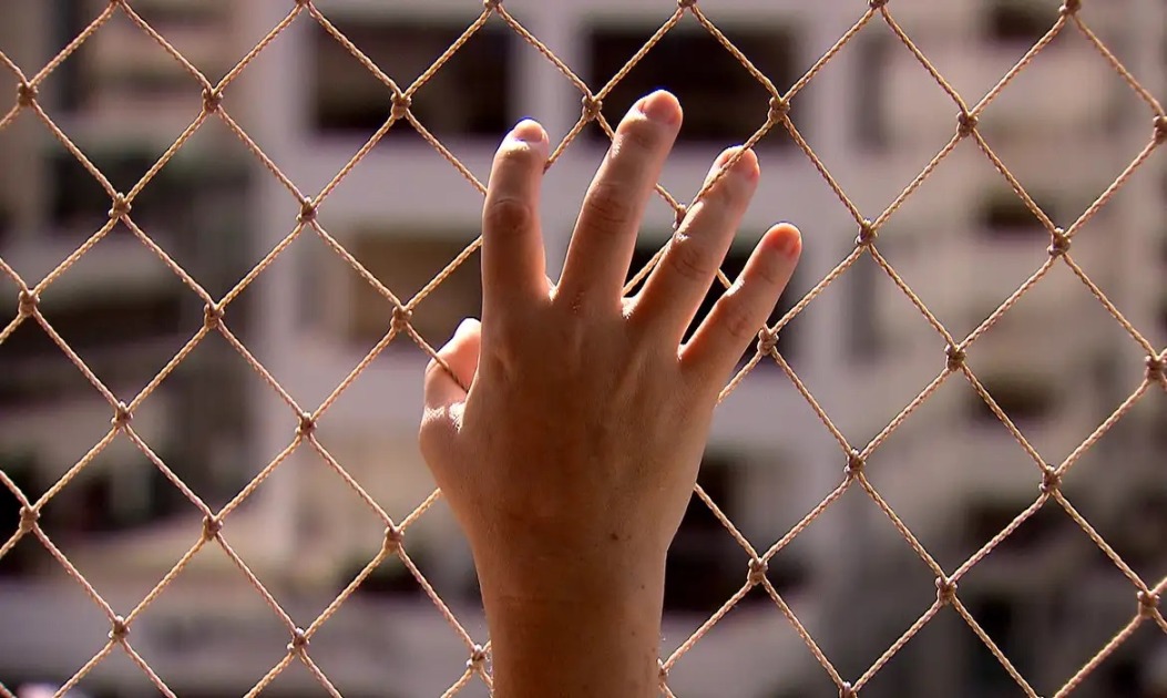 Mulher foge de cárcere, denuncia estupro e é resgatada pela GCM em Araraquara