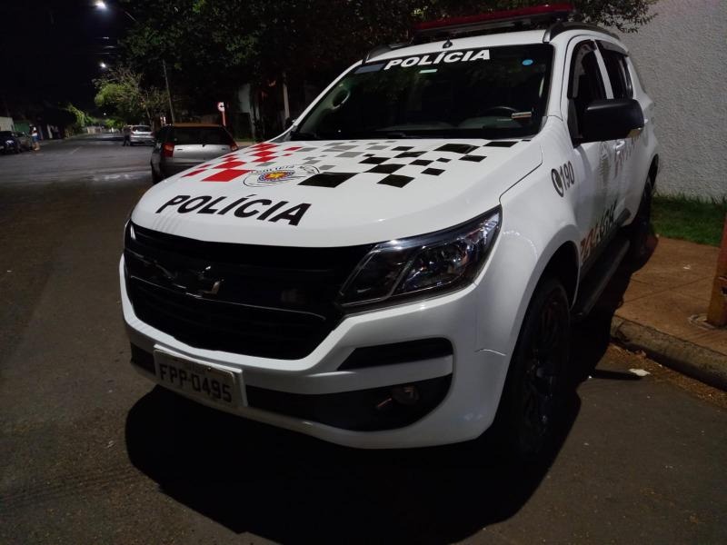 Jovem é preso após descumprir protetiva, agredir a ex e esfaquear cunhada no Jardim Floridiana