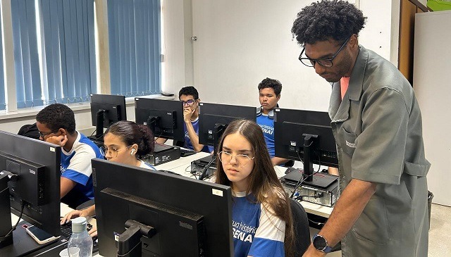SENAI abre vagas gratuitas em Araraquara para cursos de TI com início já neste mês