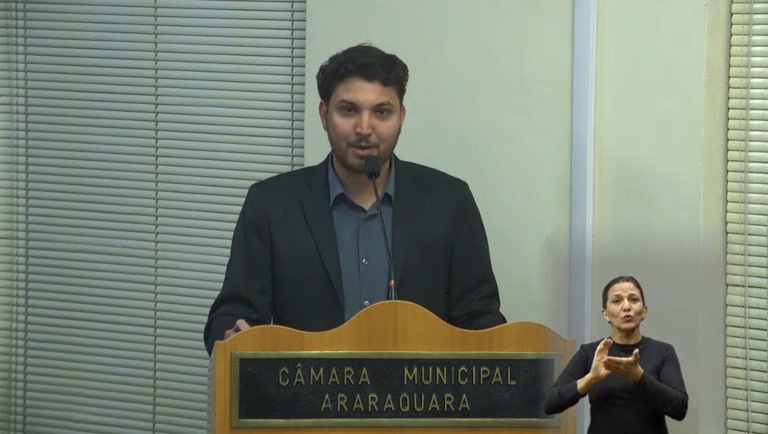 Comissão da Câmara de Araraquara pede cassação de Emanoel Sponton por envolvimento em “rachadinha”