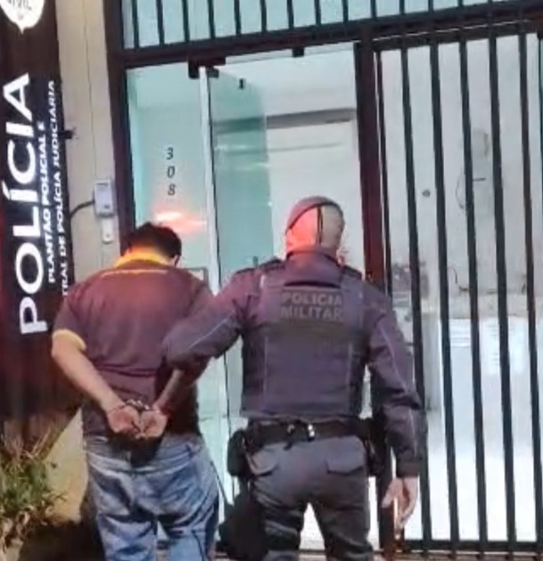 PM prende homem procurado por ameaça após denúncia de desmanche de veículo no Jardim Victório de Santi