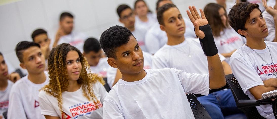 Vagas abertas para cursos gratuitos em Araraquara: logística, TI, empilhadeira e administração
