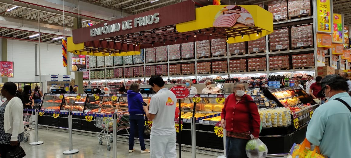 Balconista de frios, copeira e ajudante de jardinagem estão na lista do PAT de Araraquara
