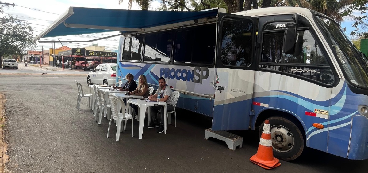 Compras e dívidas te preocupam? Procon Móvel atende em Araraquara hoje