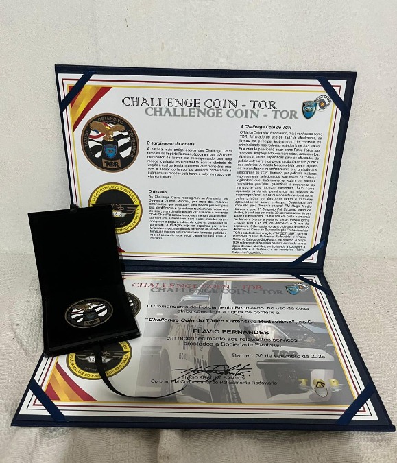 Jornalista de Araraquara recebe homenagem e ganha Challenge Coin no aniversário de 33 anos do TOR em Barueri