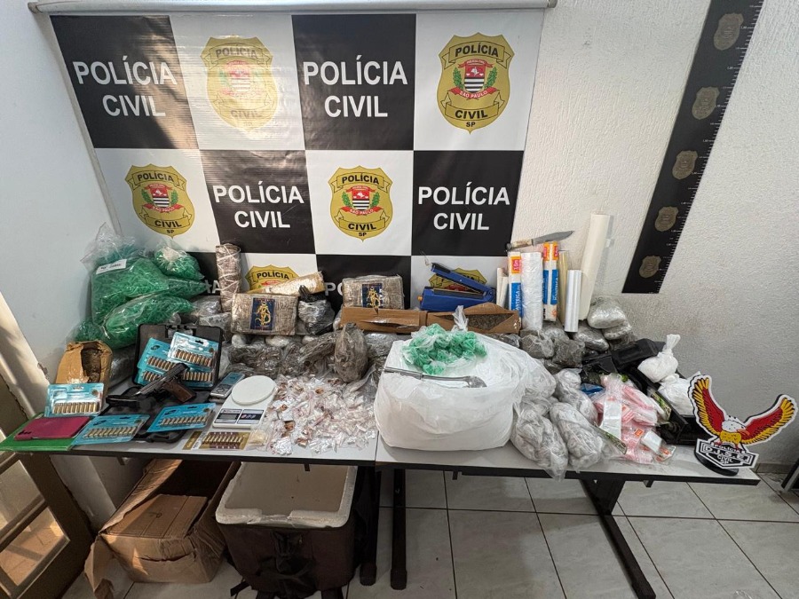 DISE desmonta “casa-bomba”, apreende mais de 51 kg de drogas e prende auxiliar de serviços gerais em Américo