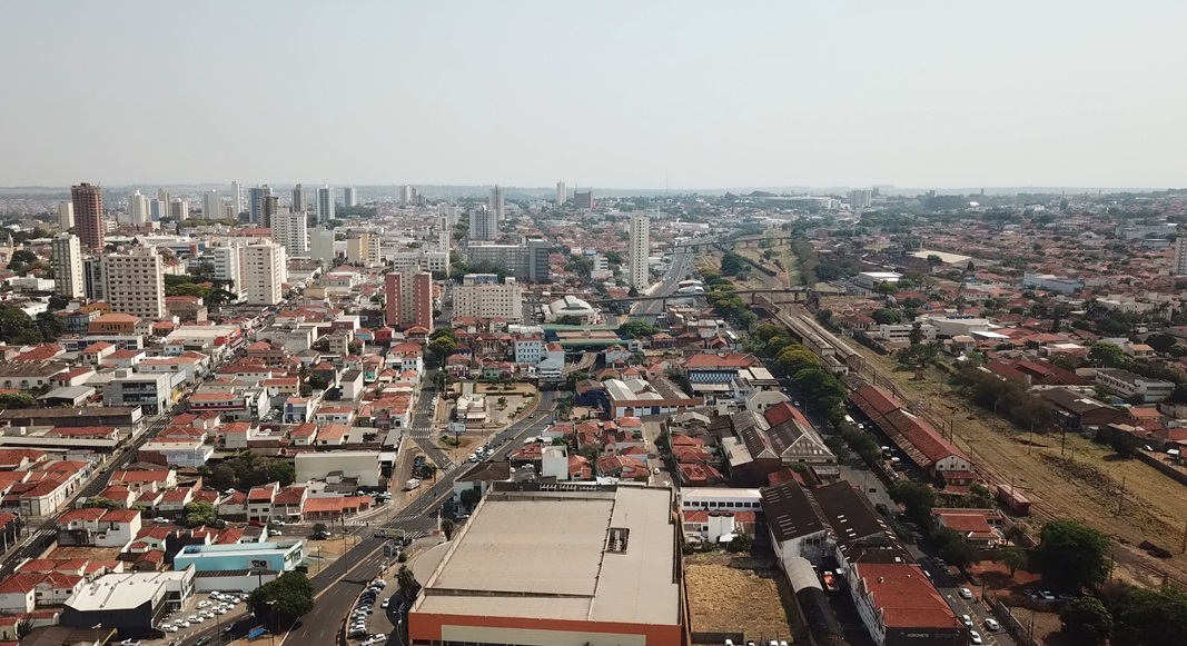 Fase Vermelha termina e comércio volta a abrir em Araraquara
