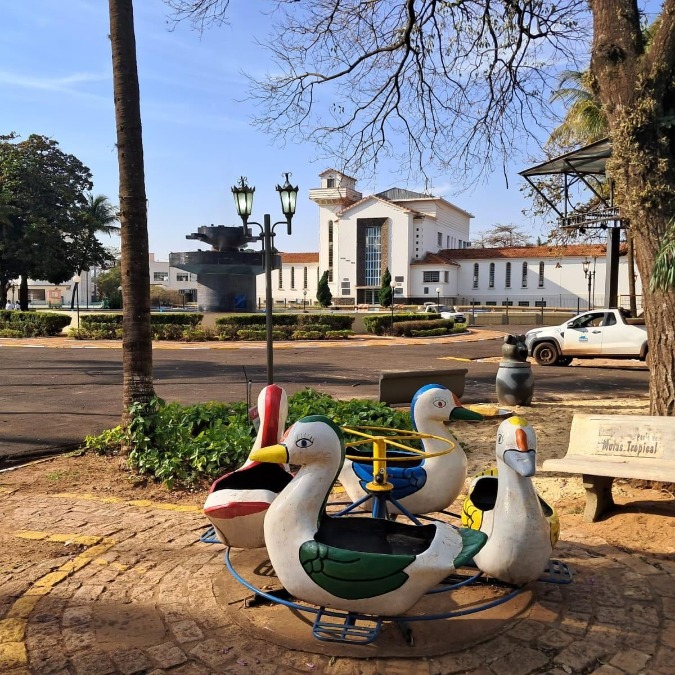 Praça do DAAE é revitalizada e reabre com novo horário de funcionamento