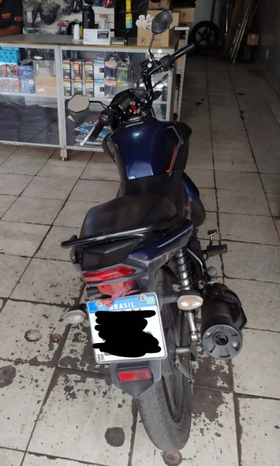 GCM recupera moto furtada em oficina após rastreamento no Jardim Veneza